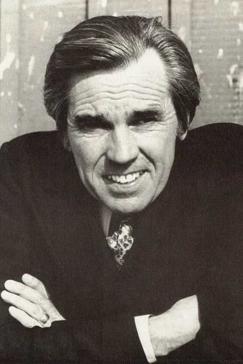 Hoke Howell ha trabajado con Tony Lorea en 5 ocasiones