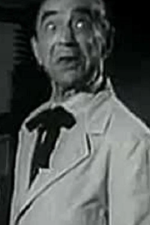 Tony McCoy interpretando a Lt. Dick Craig