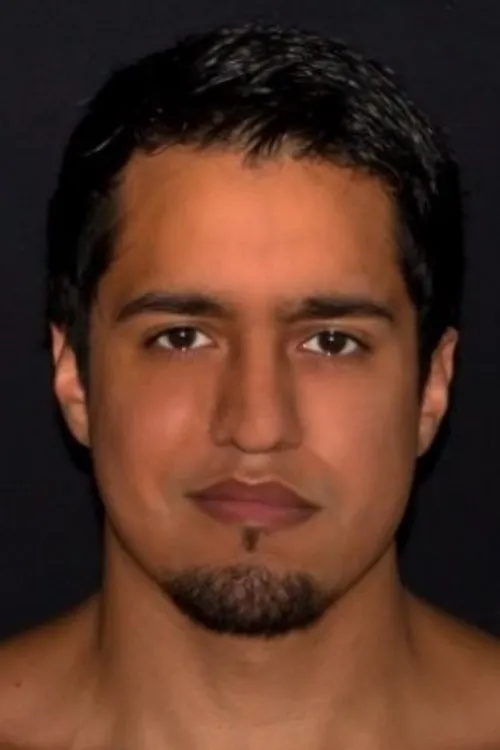 Tony Prower interpretando a 