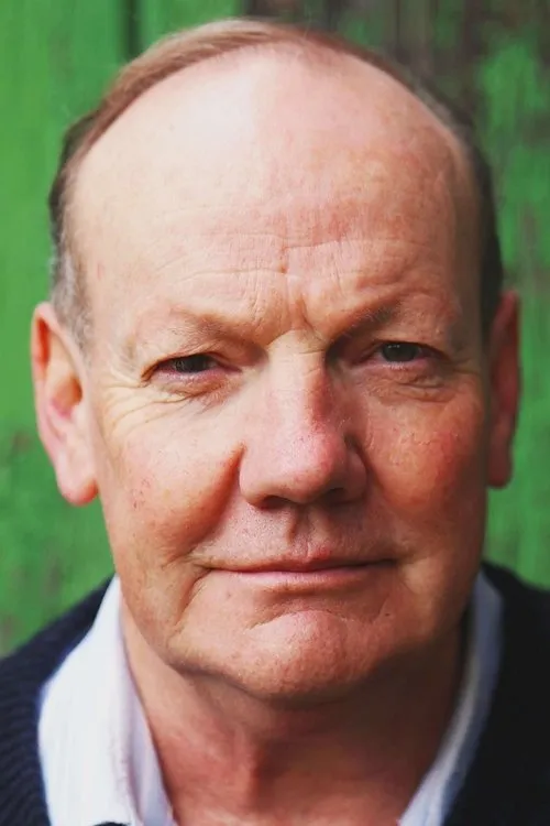 Bruce Myles ha trabajado con Tony Rickards en 2 ocasiones