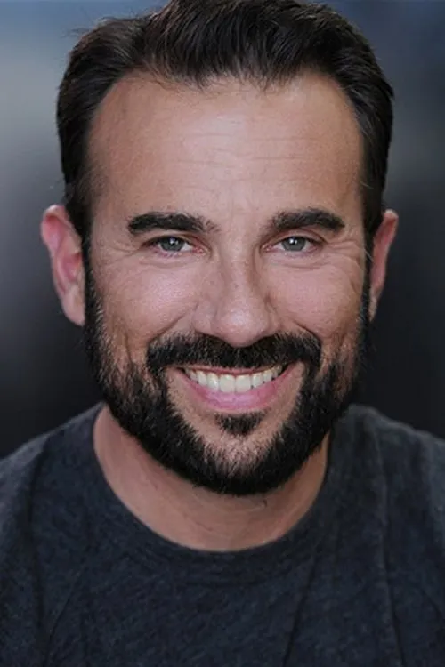 Tony Sommers interpretando a David