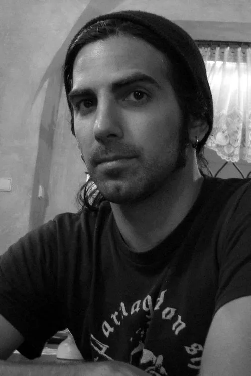 Ethan McCarthy ha trabajado con Topon Das en 1 ocasiones