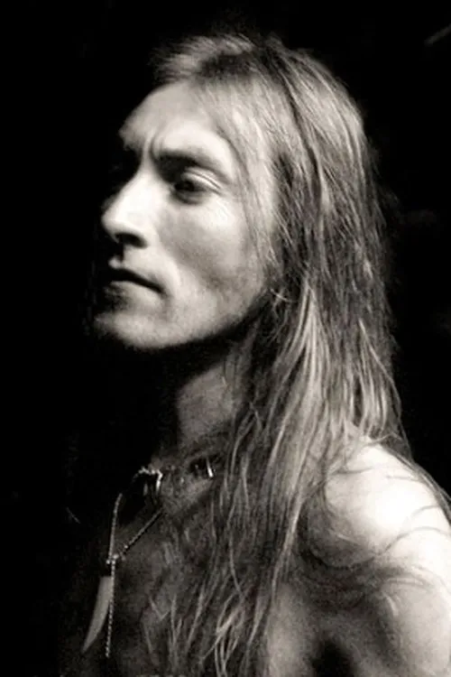 Tore Moren interpretando a Guitars