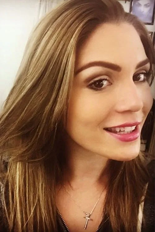 Jay Aaseng ha trabajado con Toshia Brownstein en 1 ocasiones