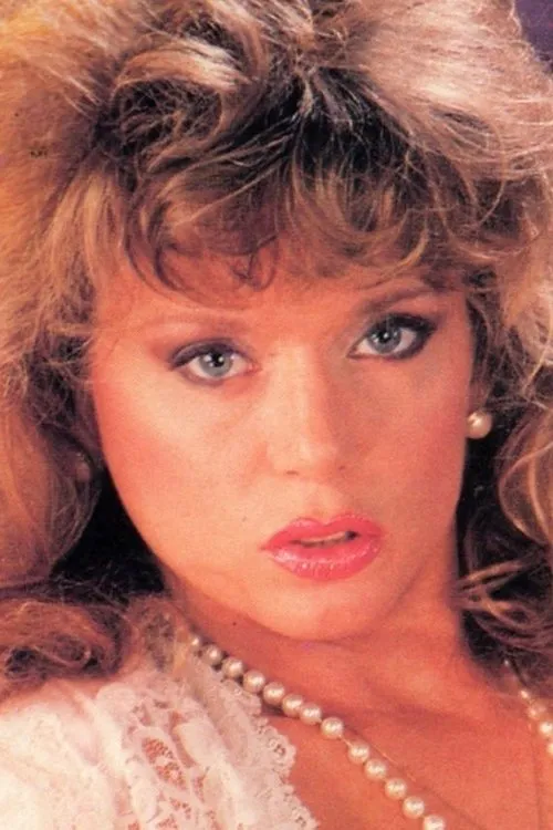 Loretta Palma ha trabajado con Tracey Adams en 2 ocasiones