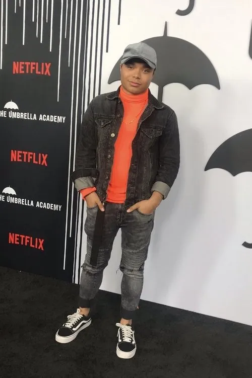 Ted de Chatelet ha trabajado con Travis Bryant en 1 ocasiones