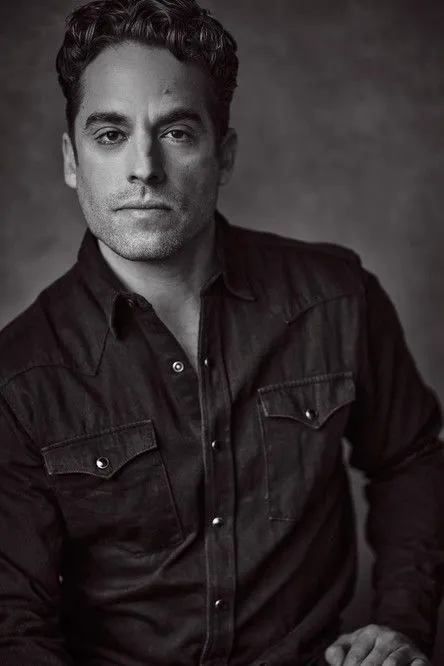 Timothy Krabill ha trabajado con Travis Farris en 1 ocasiones