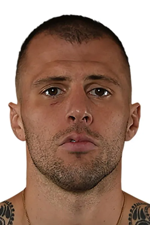 Jesus Zazueta Anaya ha trabajado con Travis Gambardella en 1 ocasiones