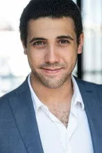 Lora Lee Gayer ha trabajado con Travis Ward-Osborne en 1 ocasiones