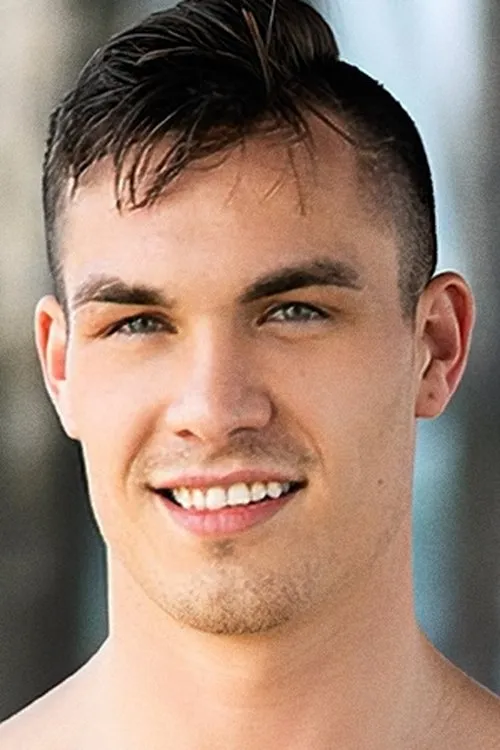 Travis Youth interpretando a (archive footage)