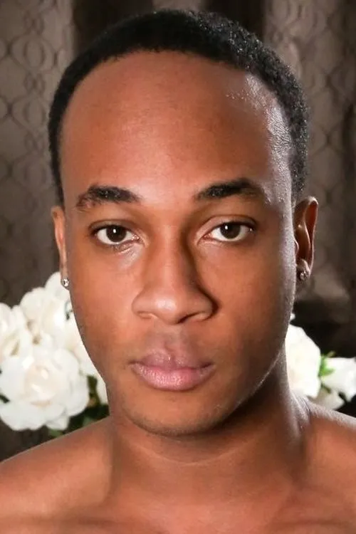 Trent King interpretando a 