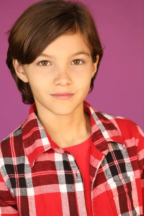 Trevor Dolden interpretando a Gavin