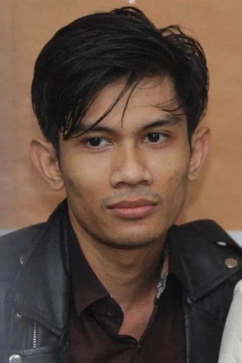 Cecep Reza ha trabajado con Tria Changcuters en 2 ocasiones