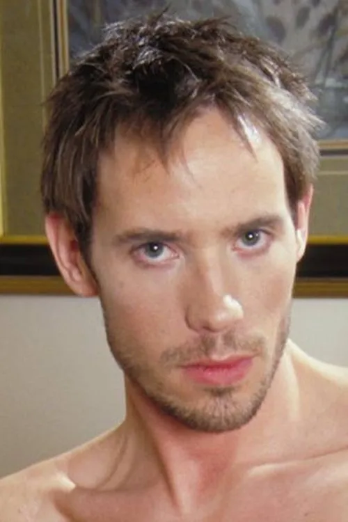 Tony Alvarez ha trabajado con Triton Rivers en 5 ocasiones