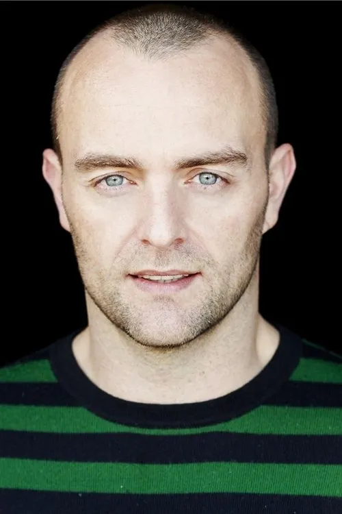 Richard Sutherland ha trabajado con Troy Davis en 1 ocasiones