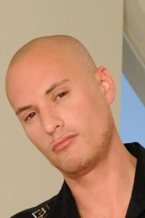 Julian Pierce ha trabajado con Troy Michaels en 2 ocasiones