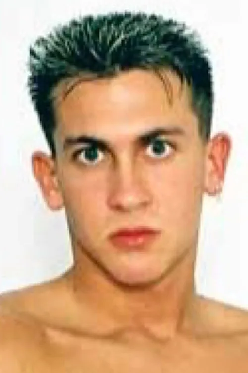 Tony Alvarez ha trabajado con Tully en 4 ocasiones