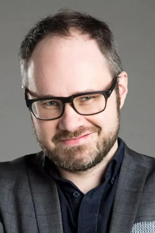 Julia Korpinen ha trabajado con Tuomas Enbuske en 1 ocasiones