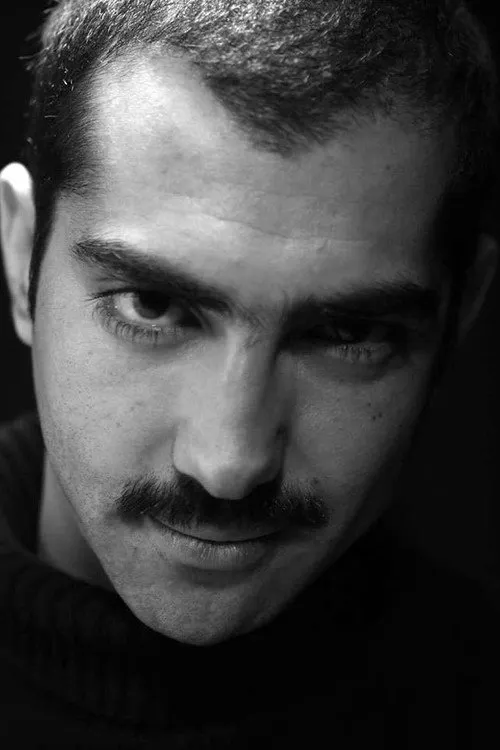 Tural Mammadov interpretando a Ramiz