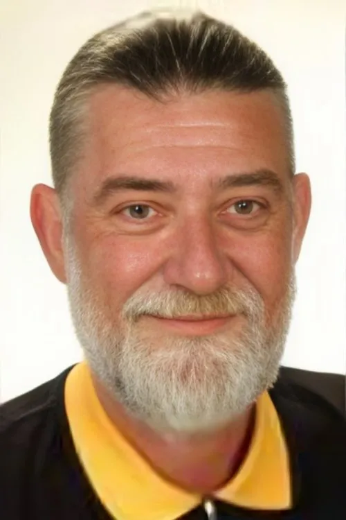 Zihni Küçümen ha trabajado con Turgut Arseven en 2 ocasiones