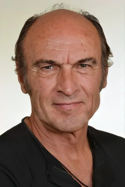 Akçahan Akça ha trabajado con Turhan Kaya en 1 ocasiones