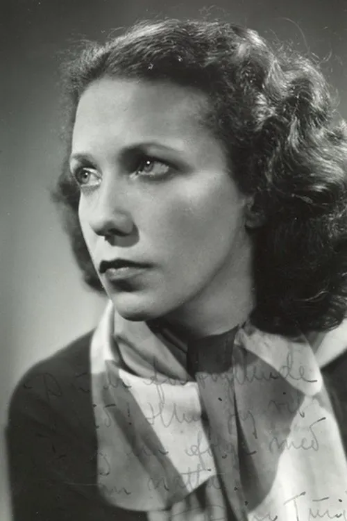 Turid Haaland interpretando a Anna Harling, Carl-Ottos mor