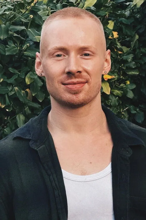 Kent Nolan ha trabajado con Ty Forhan en 1 ocasiones