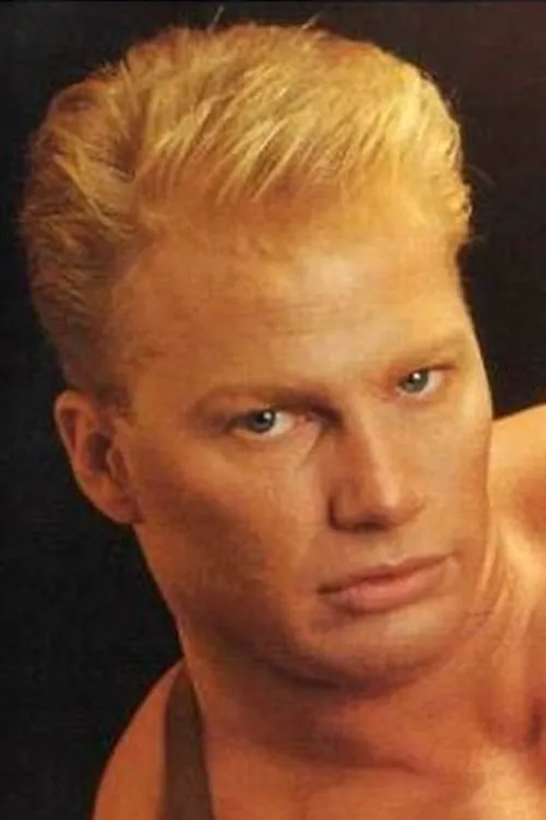 Ty Fox interpretando a 