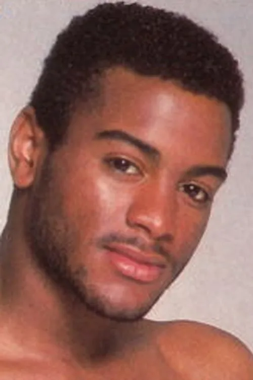 Ty Jones interpretando a Prisoner