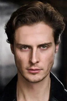 Mitchell Verigin ha trabajado con Tye Evans en 1 ocasiones