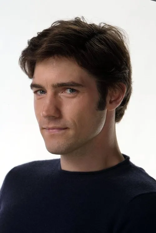 Tyron Leitso — personaje: Eric Gotts