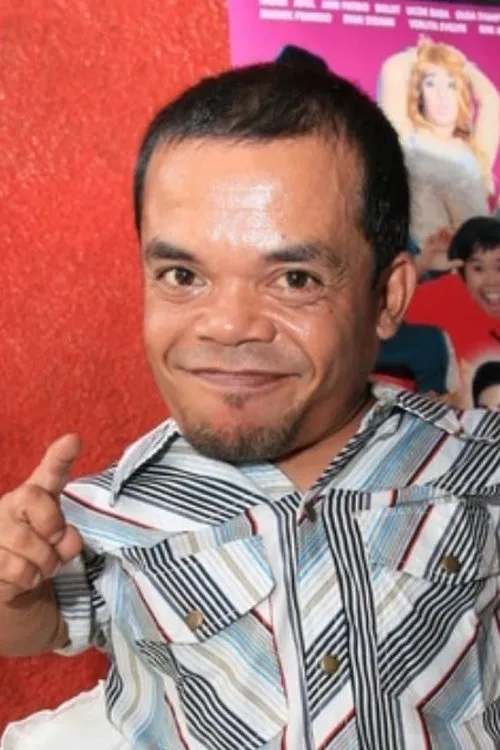 Ucok Baba interpretando a Supir Bajaj