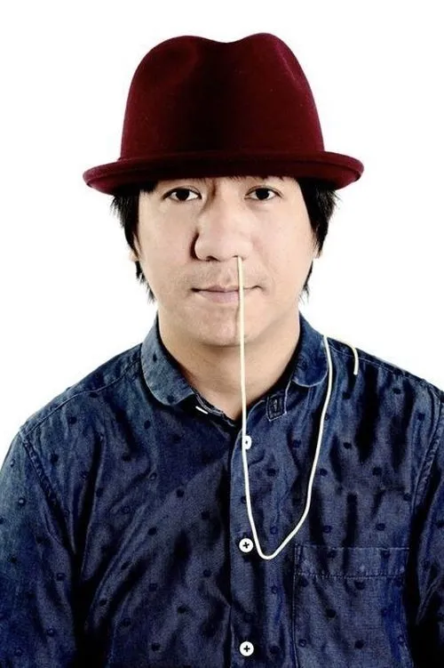 Yuthlert Sippapak ha trabajado con Udom Taepanich en 1 ocasiones