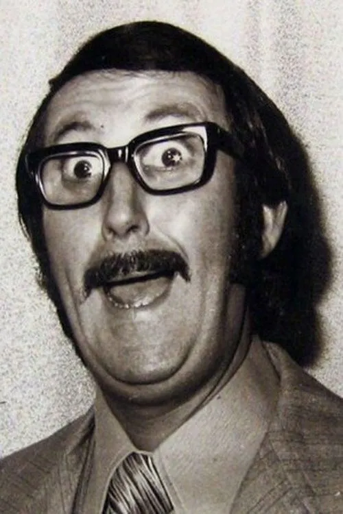 Ugly Dave Gray en su biografía y filmografía