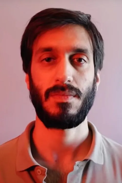 Uğur Karaman interpretando a Federal 1