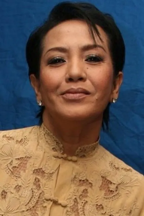 Ully Artha interpretando a Nila