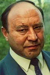 ???????? ???????? ha trabajado con Ulmas Yusupov en 1 ocasiones