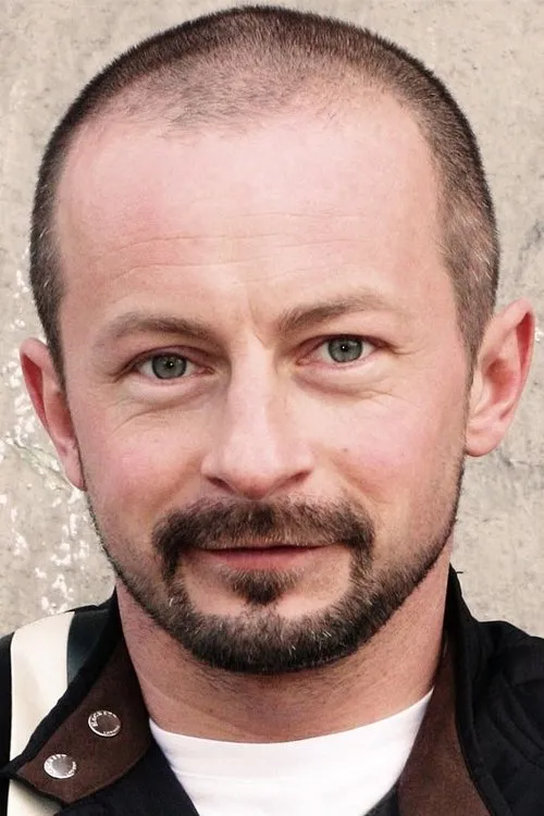 Юрий Тарасов — personaje: Nikolaj Stepanovich