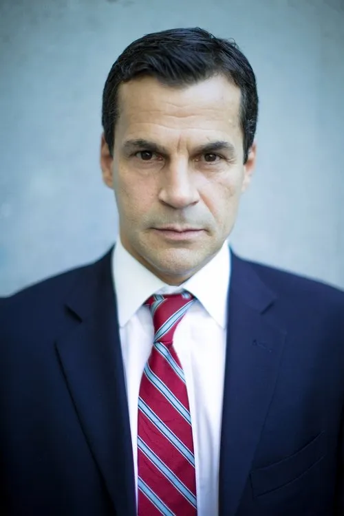 Elijah Knight ha trabajado con Uwe Schwarzwalder en 1 ocasiones