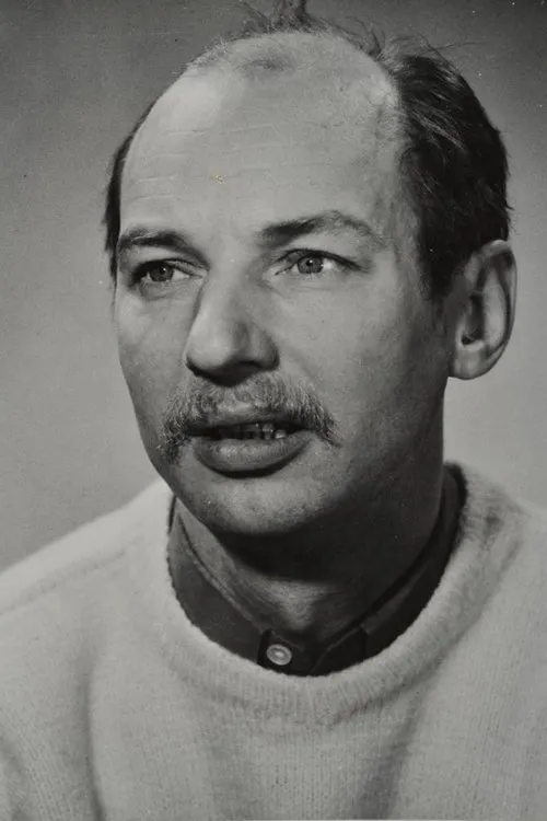 Martin Veinmann ha trabajado con Väino Laes en 3 ocasiones