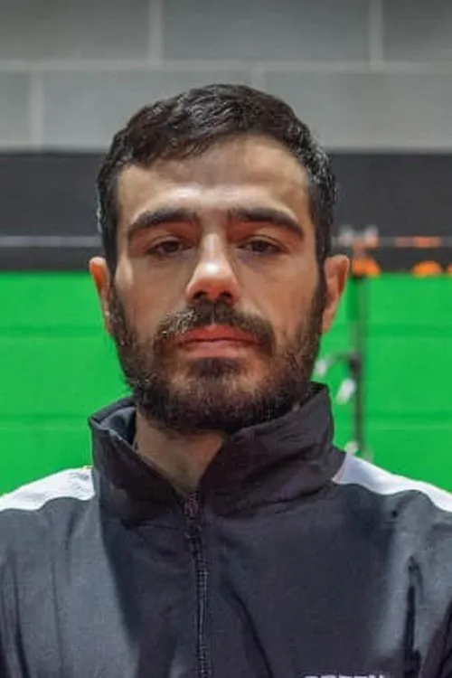 Vairo Lenti interpretando a Self