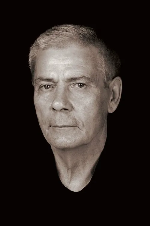 Valentin Voronin interpretando a