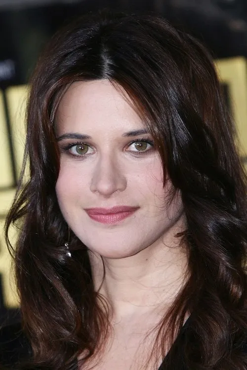 Valentina Cervi interpretando a Madeline