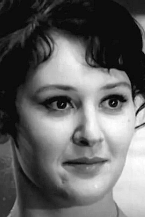 Valentina Egorenkova interpretando a 