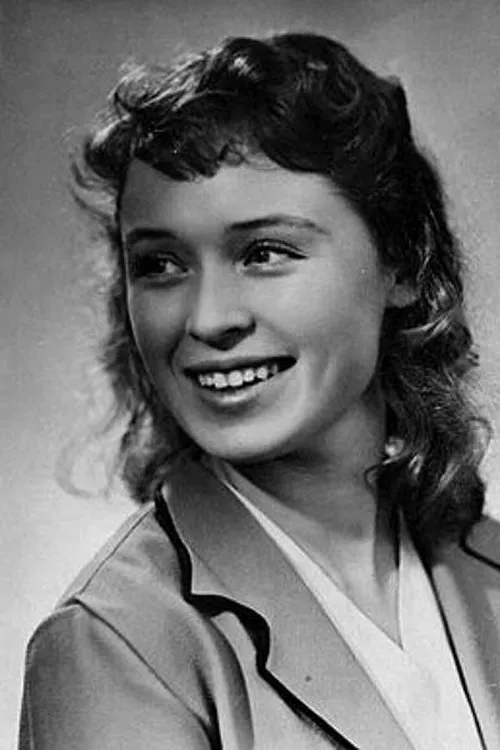 Valentina Khmara interpretando a Lena