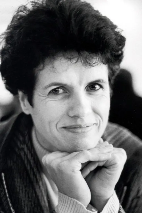 Valérie-Anne Giscard d'Estaing interpretando a Self