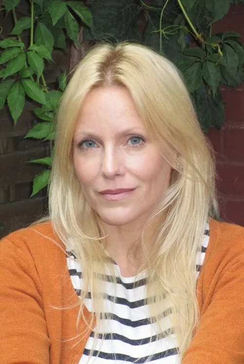 Carol J. Adams ha trabajado con Valéry Giroux en 1 ocasiones