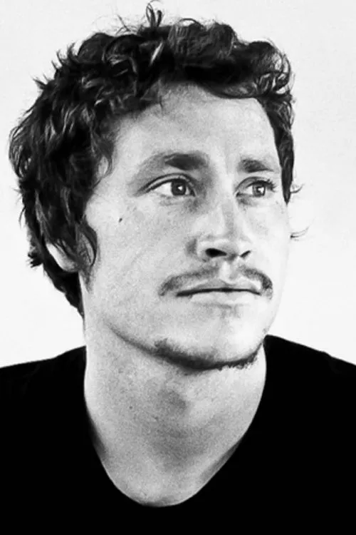 Bobby Worrest ha trabajado con Van Wastell en 5 ocasiones