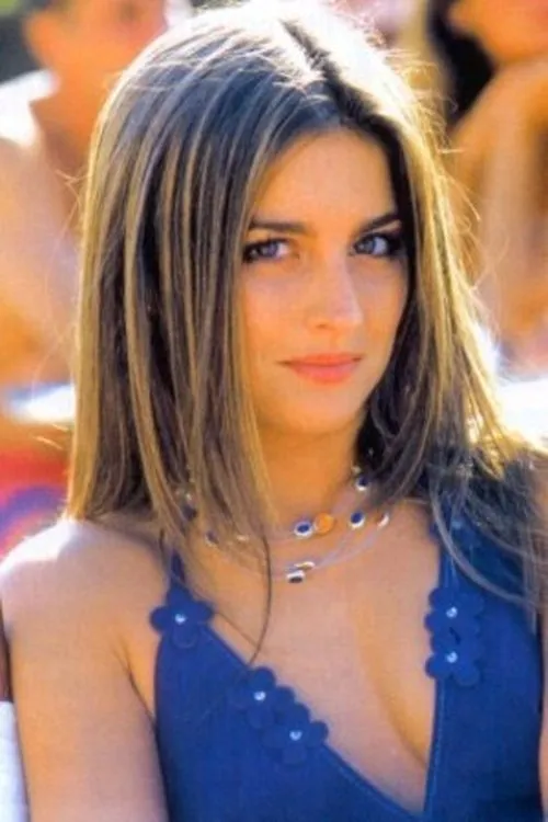 Vanessa Wagner interpretando a Caroline