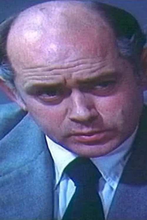 Yllka Mujo ha trabajado con Vangjush Furxhi en 2 ocasiones